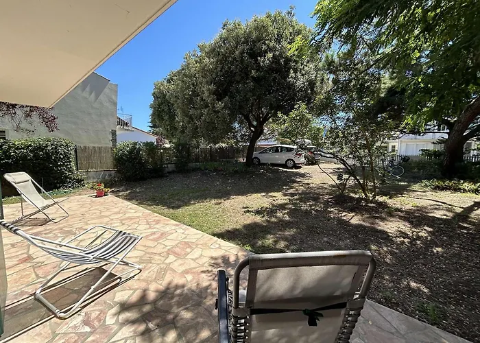 בית נופש Maison Cosy Pres Avec Jardin Et Parking - Fr-1-224c-332 סן ז'אן דה מון