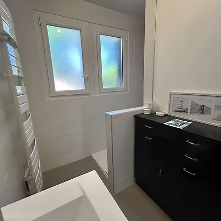 Maison Cosy Pres Avec Jardin Et Parking - Fr-1-224c-332