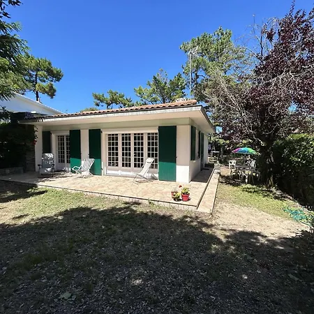Holiday home Maison Cosy Pres Avec Jardin Et Parking - Fr-1-224c-332 Saint-Jean-de-Monts