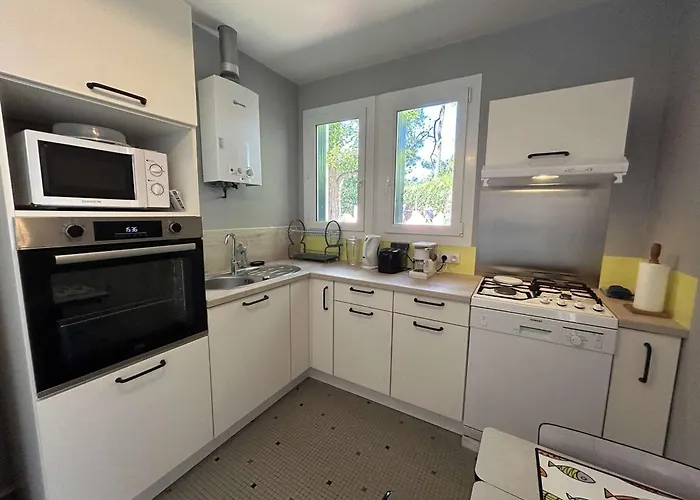 펜션 Maison Cosy Pres Avec Jardin Et Parking - Fr-1-224c-332 *